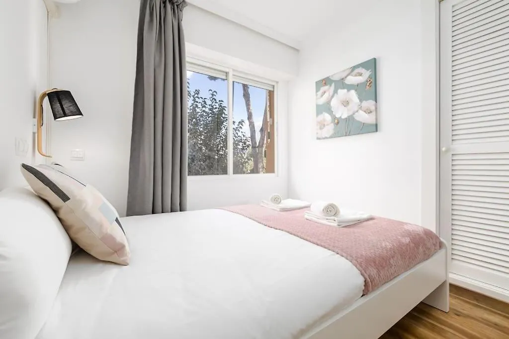 Fantastic Beachfront 3 Bedroom Playa Bella Rdr285 Estepona Spain