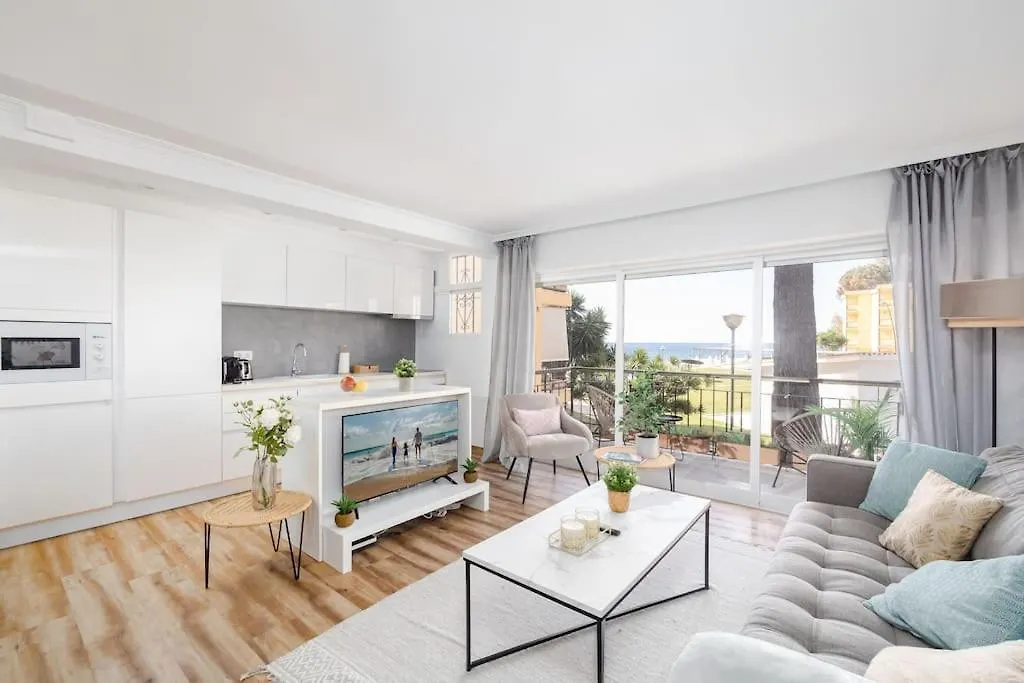 Fantastic Beachfront 3 Bedroom Playa Bella Rdr285 Estepona