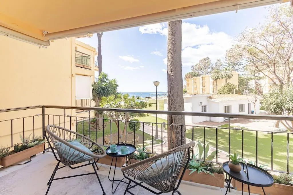 Fantastic Beachfront 3 Bedroom Playa Bella Rdr285 Estepona